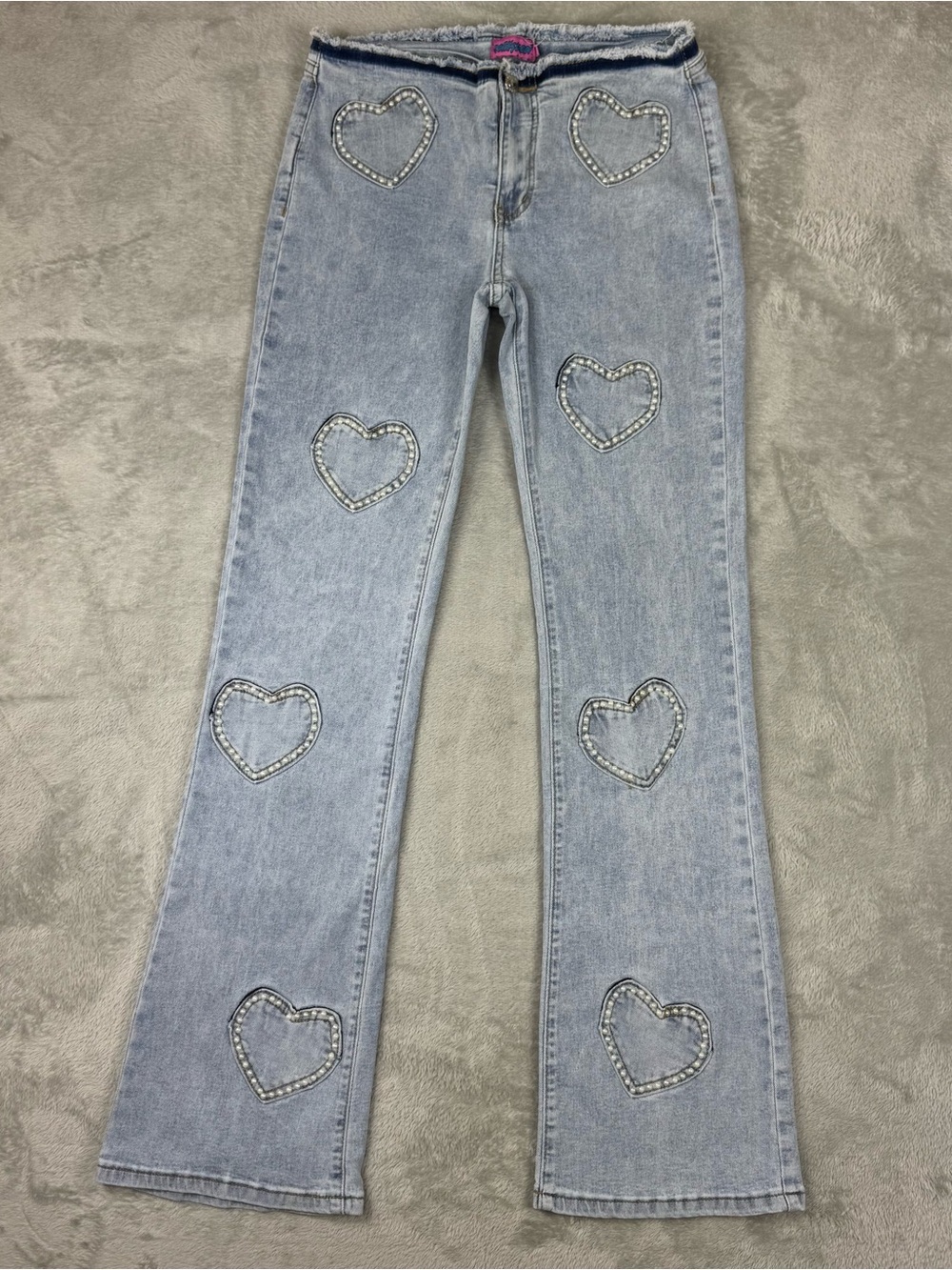 Edikted pearly heart low waist jeans 
Sz small